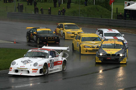 De danske Special Saloon Car-kørere skal denne gang ikke bare i indbyrdes kamp. Det danske felt sættes sammen med de bedste norske kørere ved Special Saloon Car Festivalen.